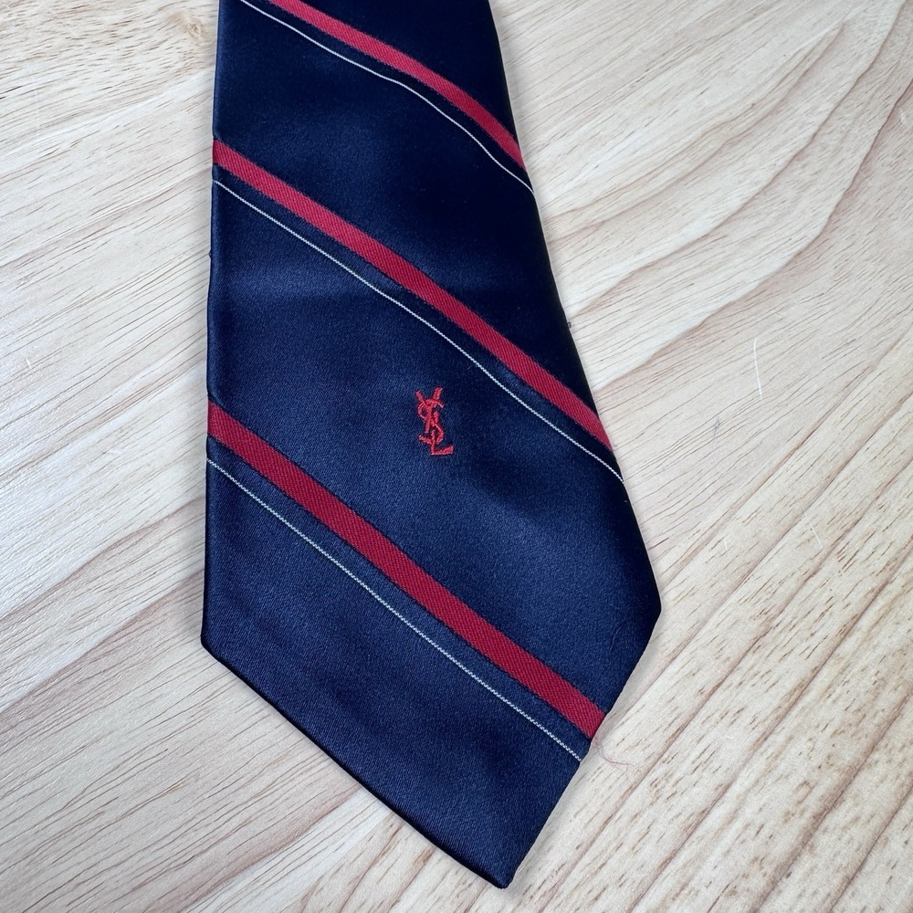 YVES SAINT LAURENT Tie Red Blue Striped Sophisticated Luxury Elegance Old Money - Picture 2 of 7
